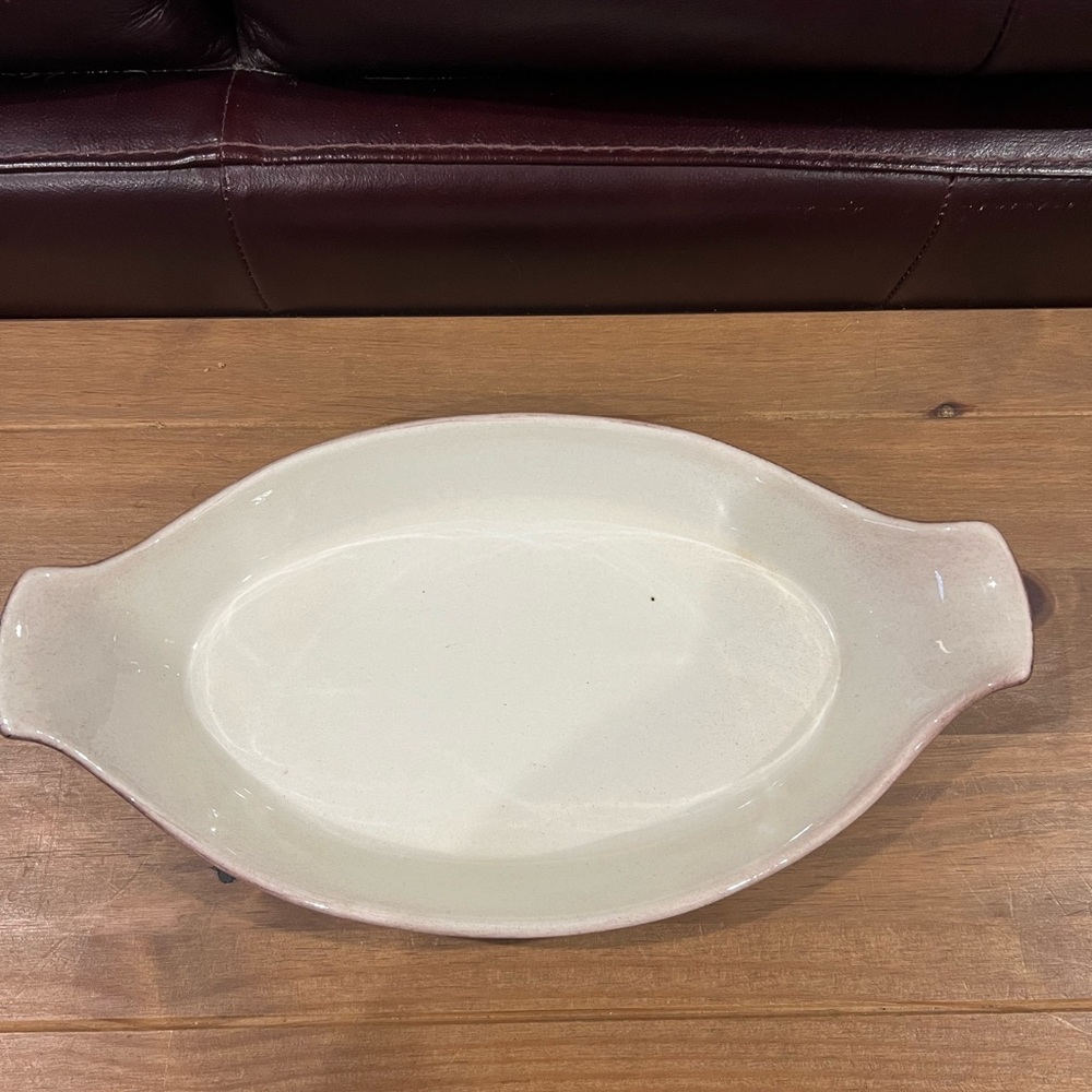 California USA pottery Au Gratin dish.